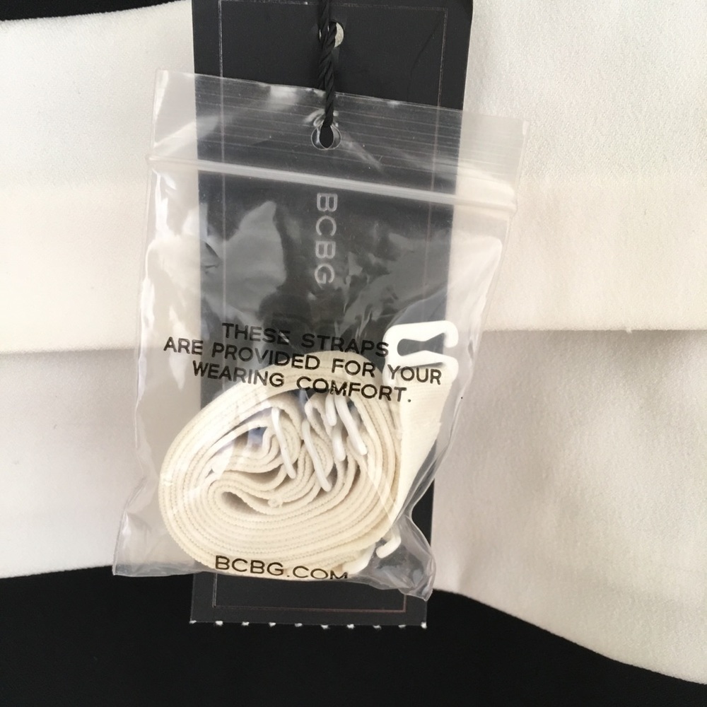 BRAND NEW BCBGMaxAzria Kalea Black/White Dress - Picture 6 of 8